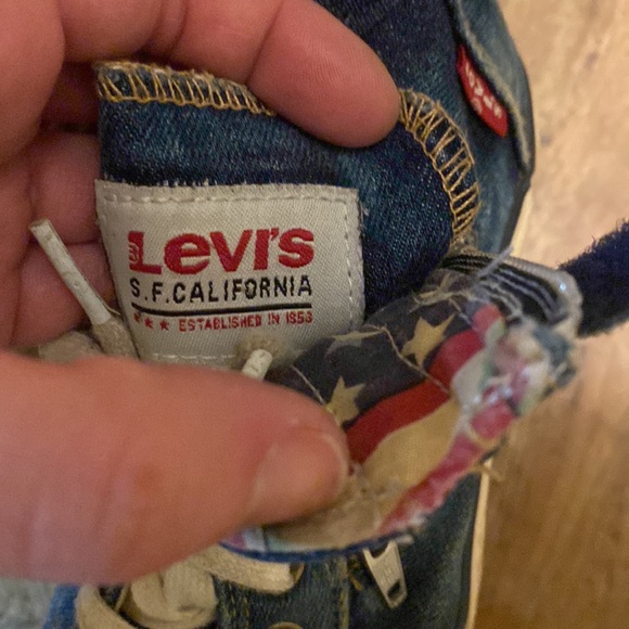 Levi’s Soho-Mid Double Zip High Top Sneakers - Picture 5 of 7